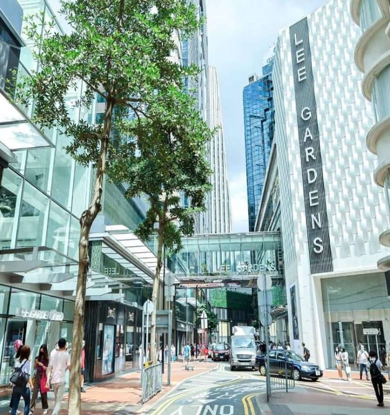 Lee Garden Series - Clay Brook